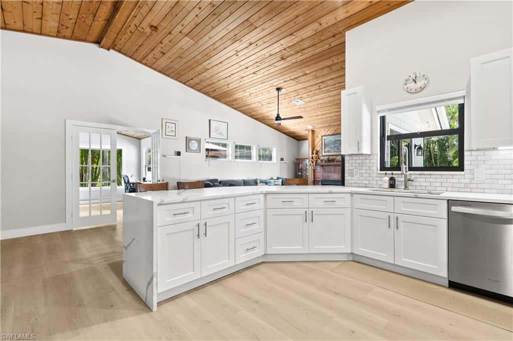 12446 Mcgregor Woods Cir, Fort Myers, photo 8