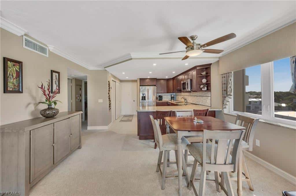 2150 Gulf Shore Blvd #609, Naples, photo 6