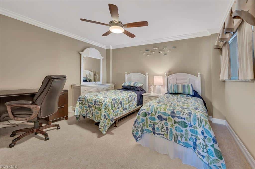2150 Gulf Shore Blvd #609, Naples, photo 9