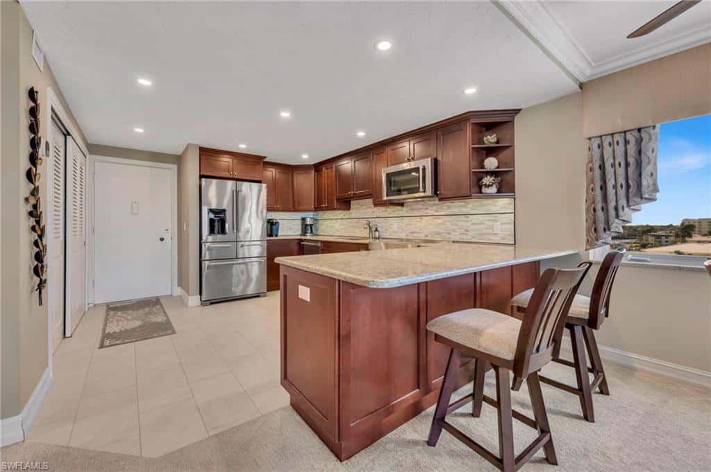 2150 Gulf Shore Blvd #609, Naples, photo 18