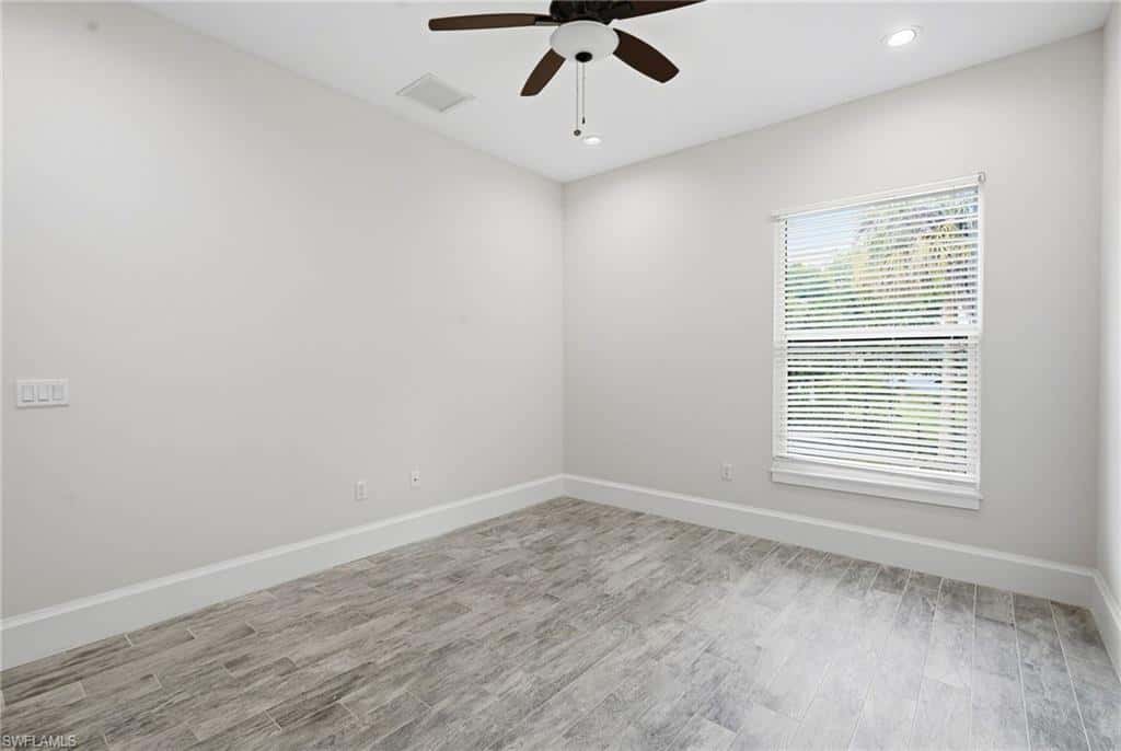 2265 Golden Gate Blvd, Naples, photo 27