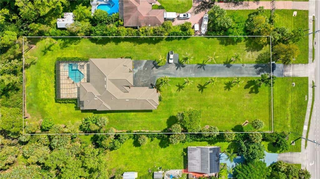 2265 Golden Gate Blvd, Naples, photo 46