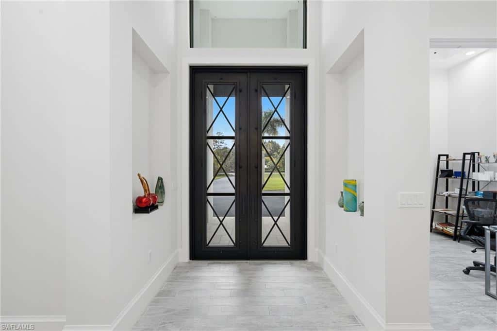 2265 Golden Gate Blvd, Naples, photo 9