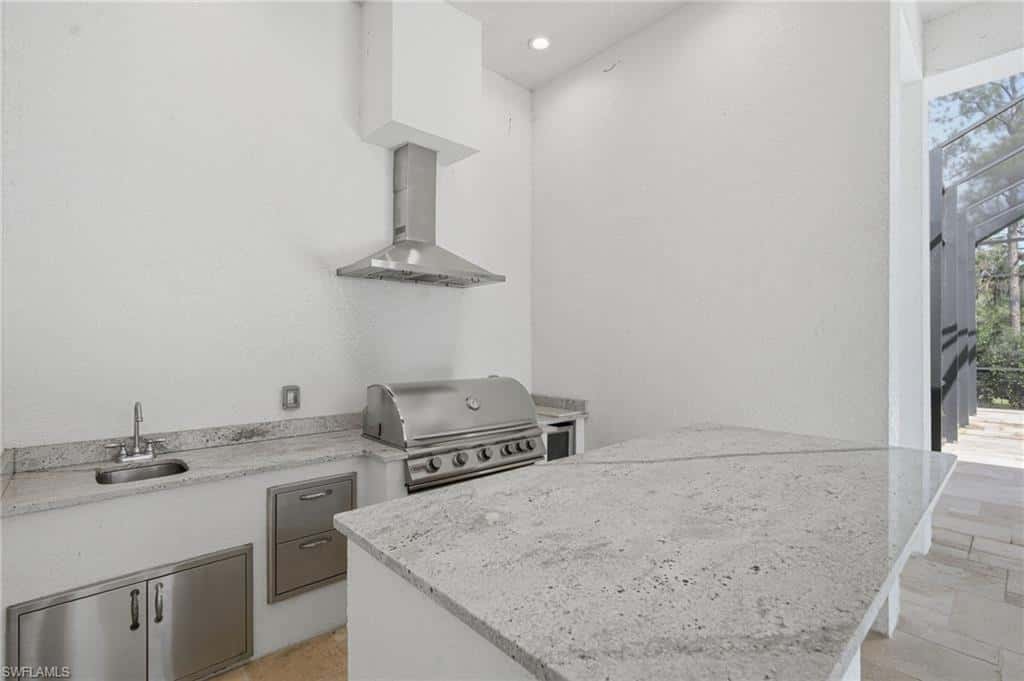 2265 Golden Gate Blvd, Naples, photo 37