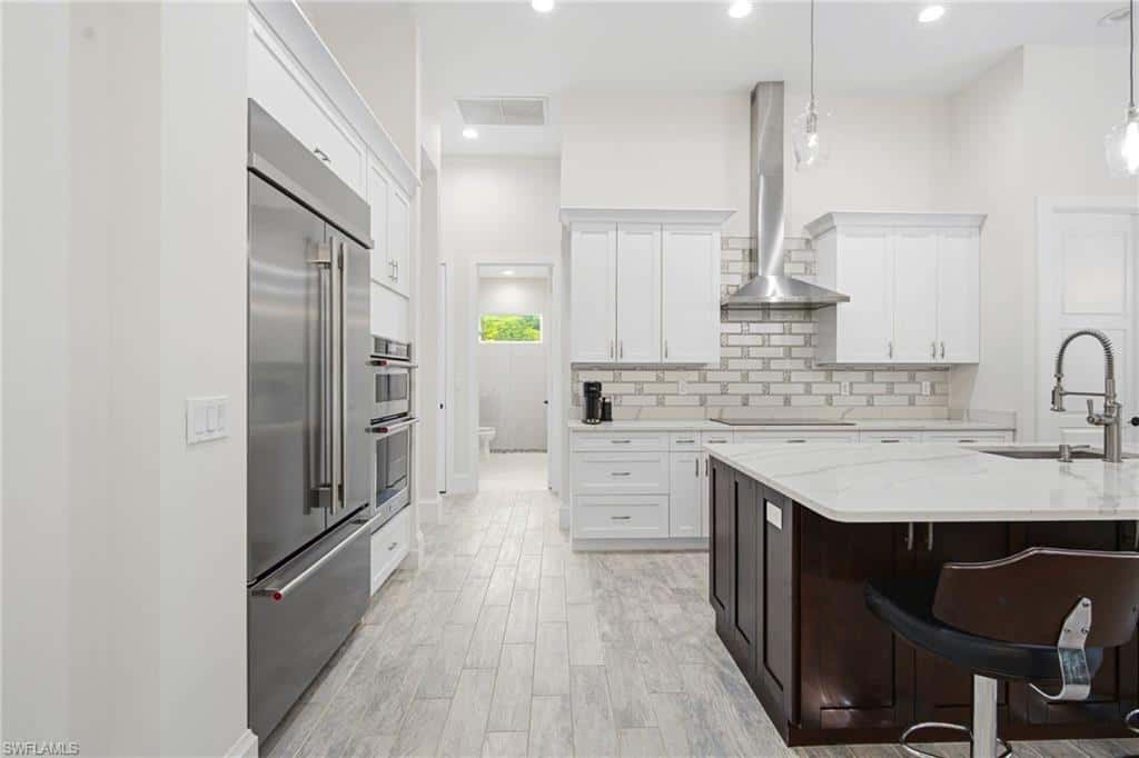 2265 Golden Gate Blvd, Naples, photo 15
