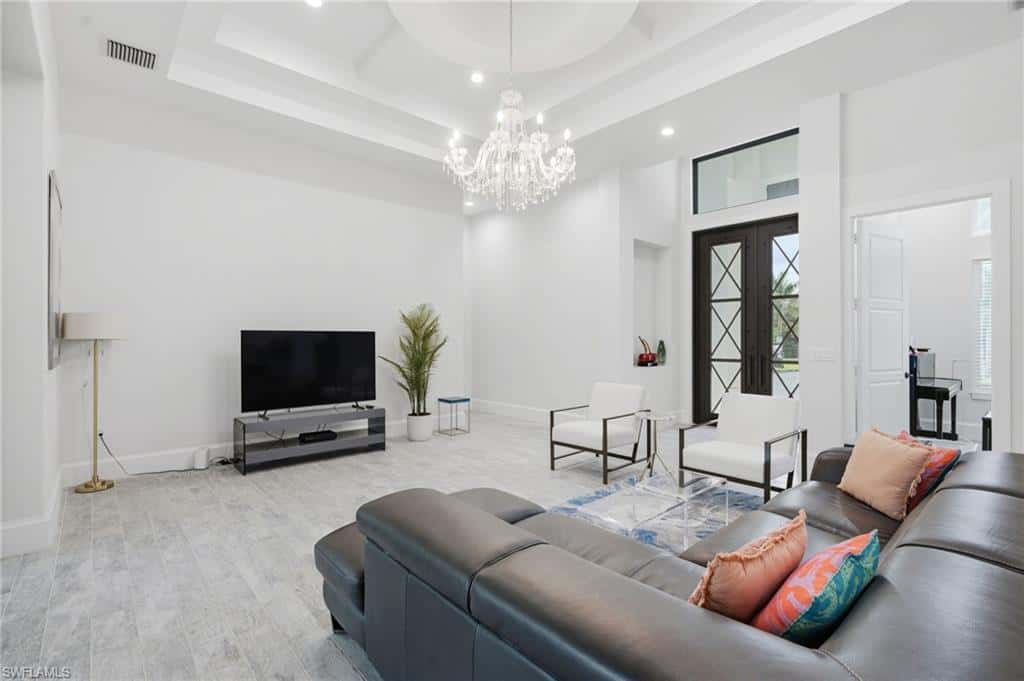 2265 Golden Gate Blvd, Naples, photo 8