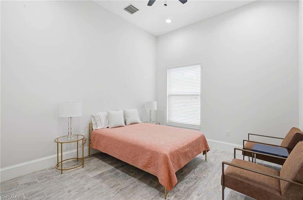 2265 Golden Gate Blvd, Naples, photo 25