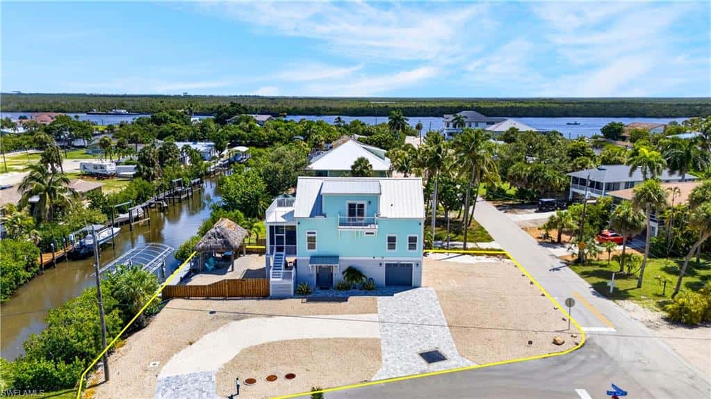 3597 Shell Mound Blvd, Fort Myers Beach, photo 4
