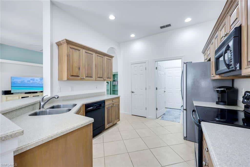 9375 Oak Strand Dr, Estero, photo 9