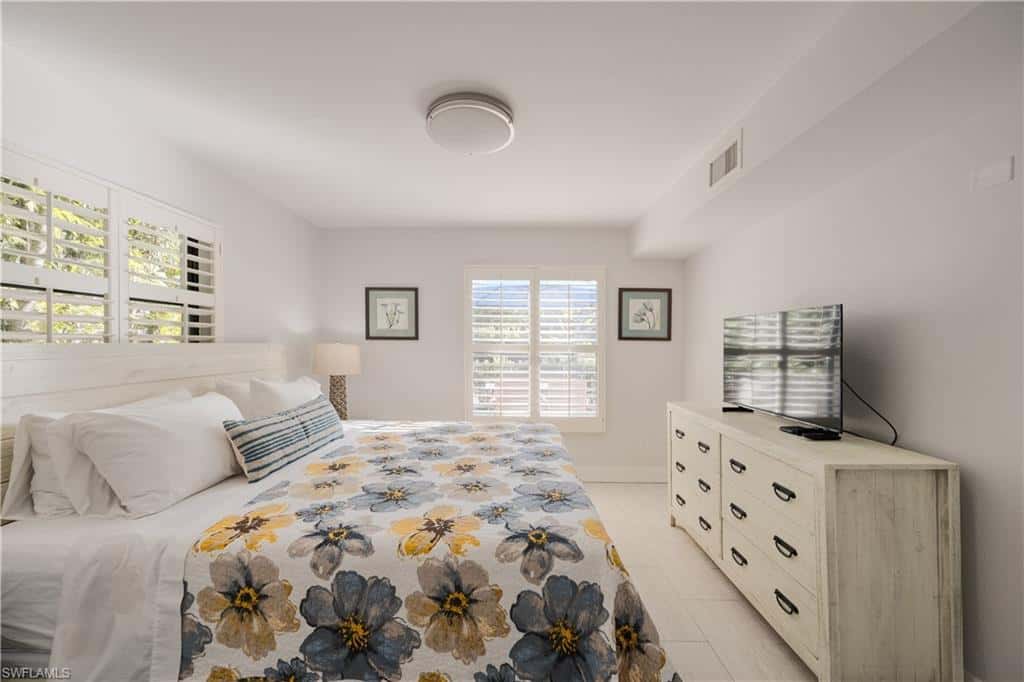 655 8th Ave #3, Naples, photo 10