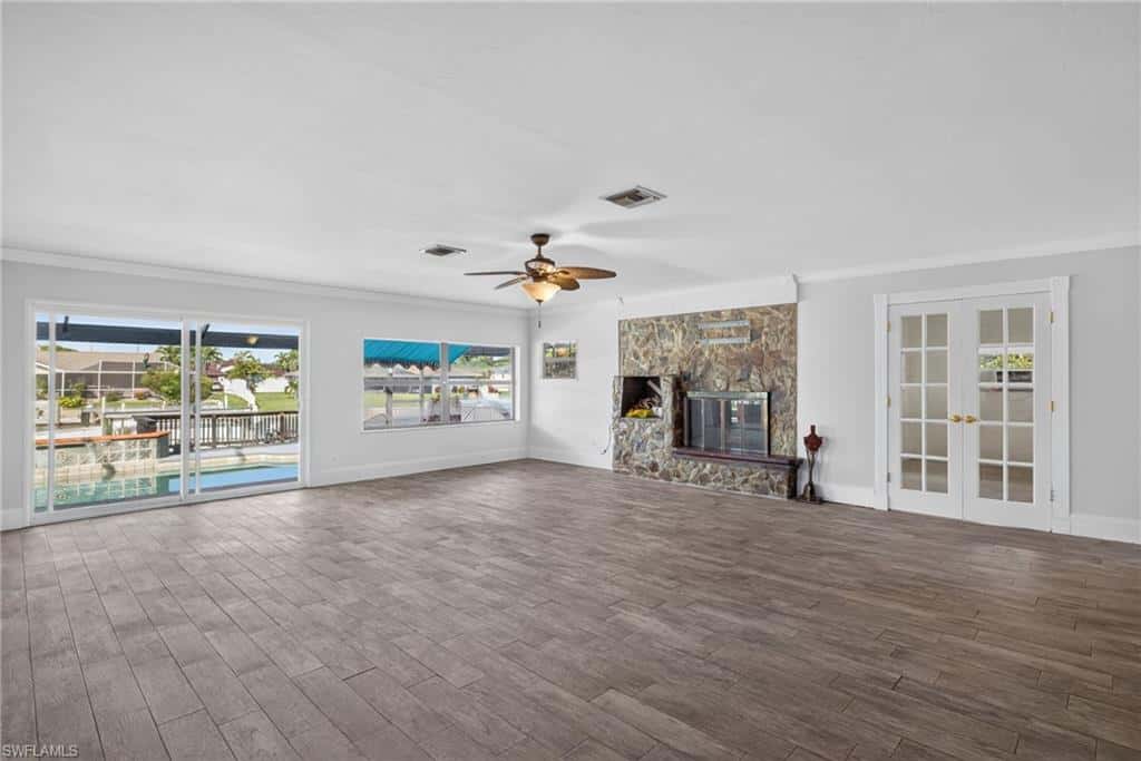 3754 1st Pl, Cape Coral, photo 4
