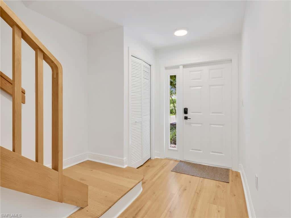 995 9th Ave #5, Naples, photo 5