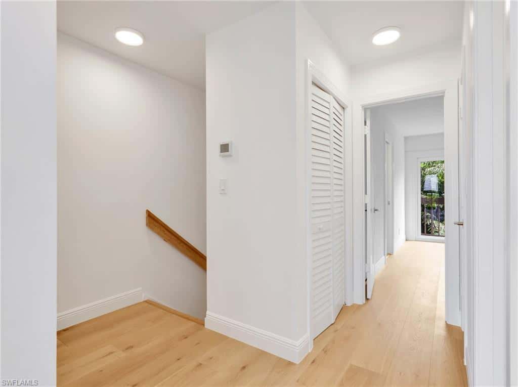 995 9th Ave #5, Naples, photo 24