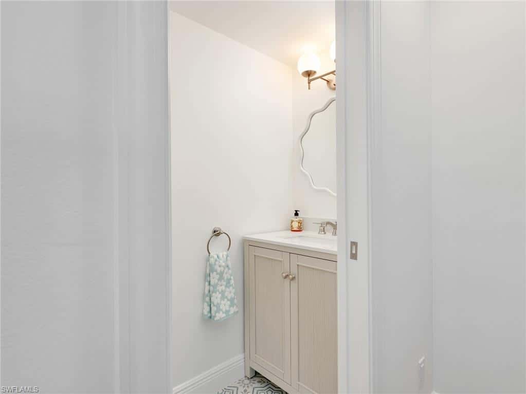 995 9th Ave #5, Naples, photo 14