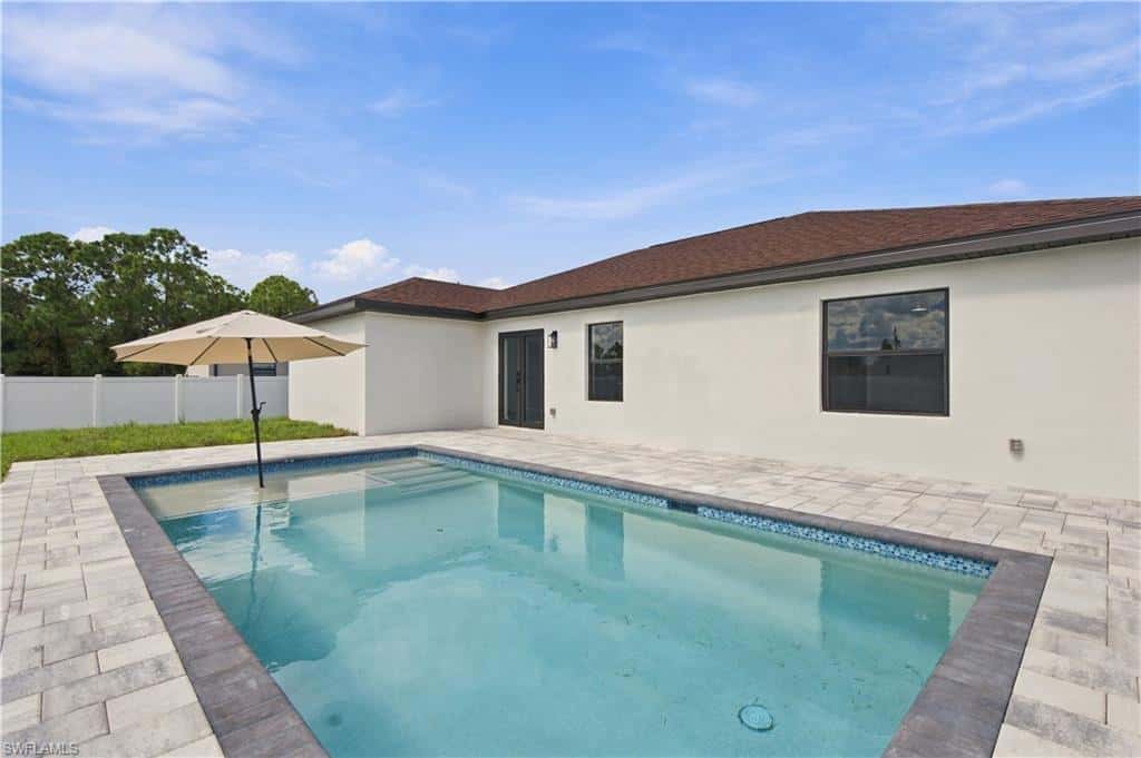 1120 Fontana St, Lehigh Acres, photo 38