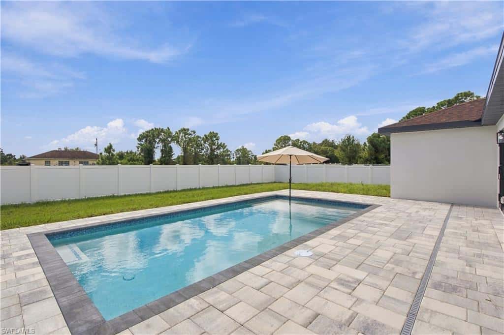 1120 Fontana St, Lehigh Acres, photo 37