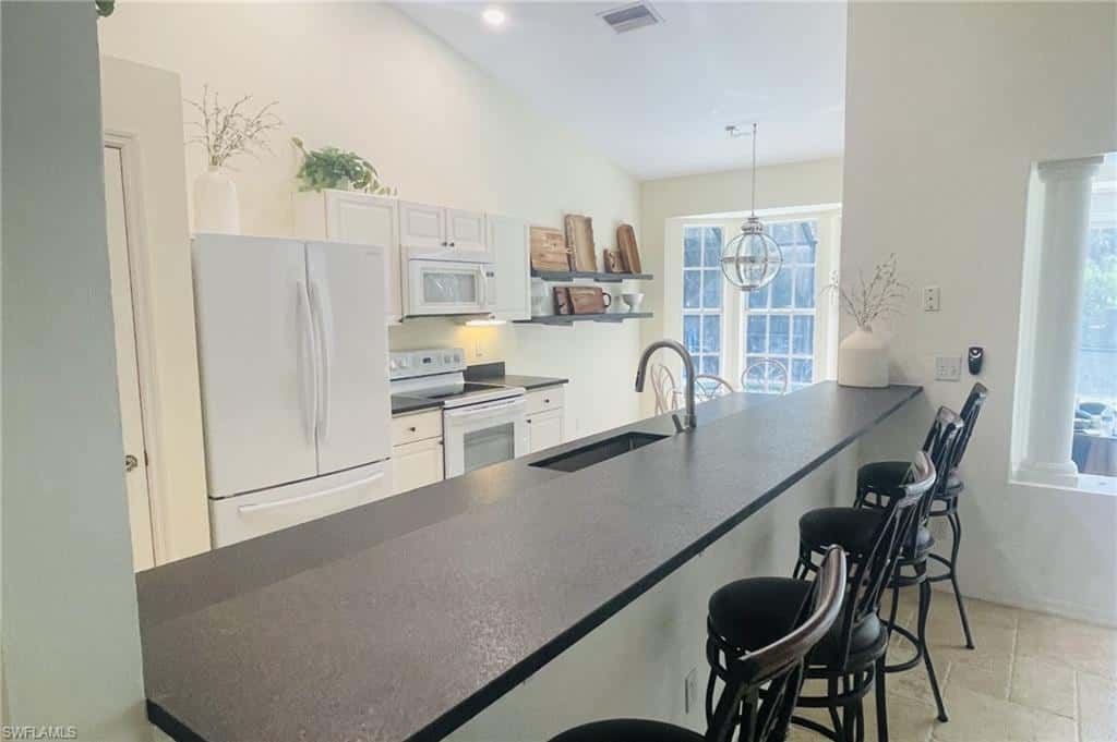 1215 Imperial Dr #60, Naples, photo 5