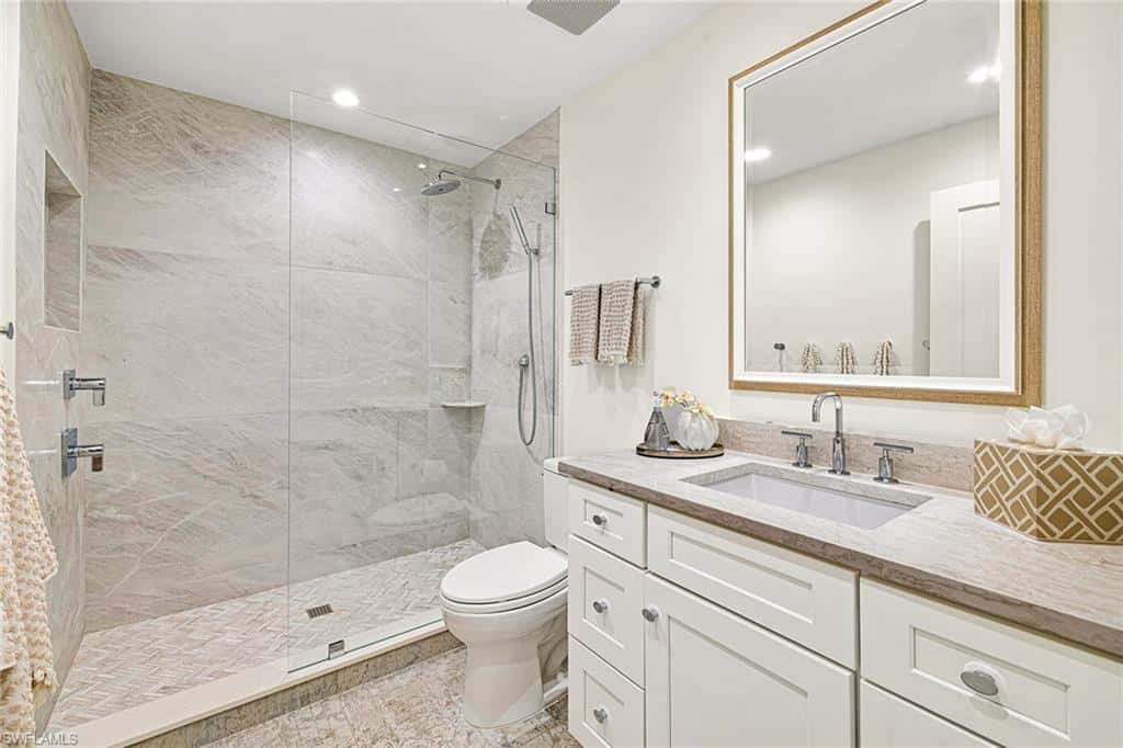 643 Bridgeway Ln, Naples, photo 24