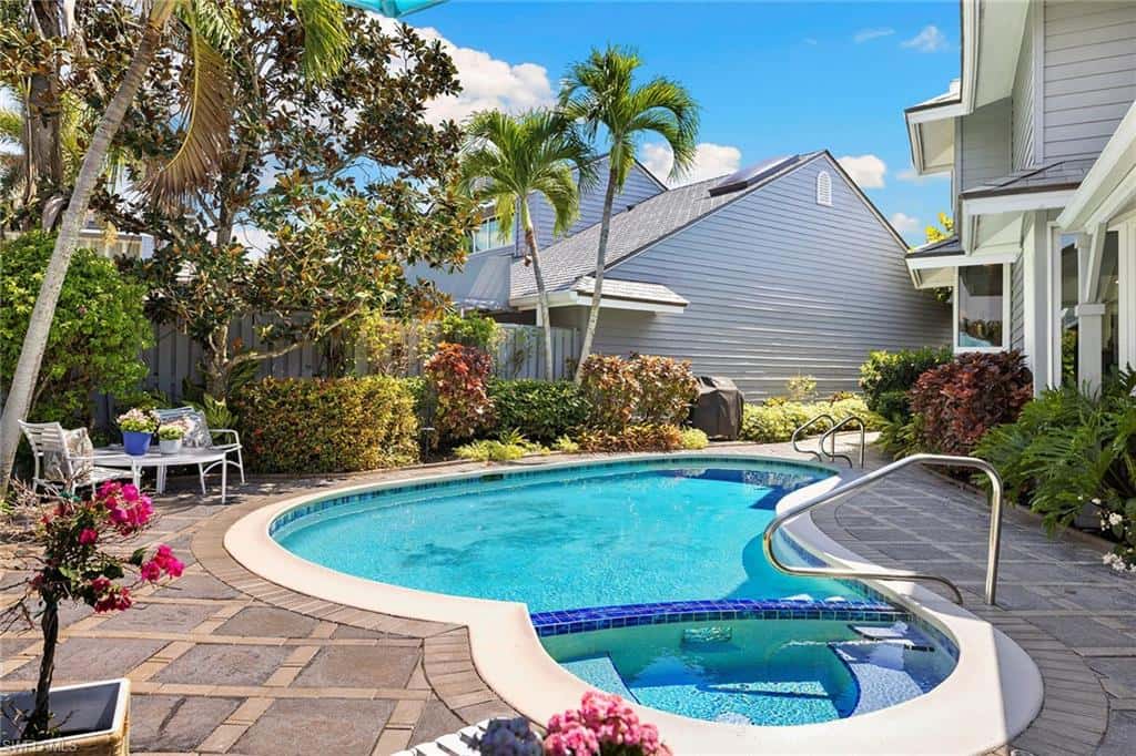 643 Bridgeway Ln, Naples, photo 38