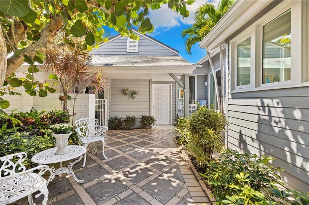 643 Bridgeway Ln, Naples, photo 45