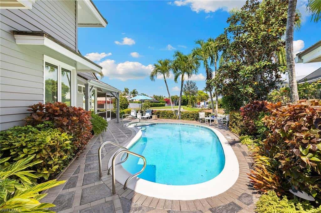 643 Bridgeway Ln, Naples, photo 39