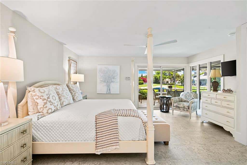 643 Bridgeway Ln, Naples, photo 29