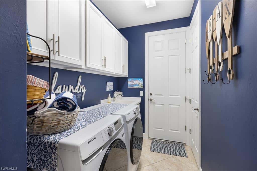 7602 Jacaranda Ln, Naples, photo 22