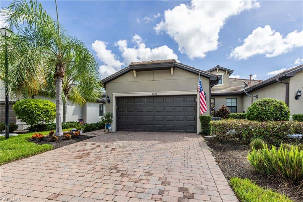 7602 Jacaranda Ln, Naples, photo 24