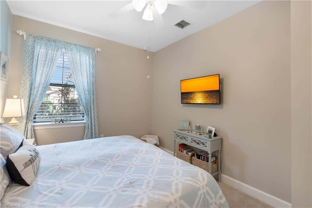7602 Jacaranda Ln, Naples, photo 18