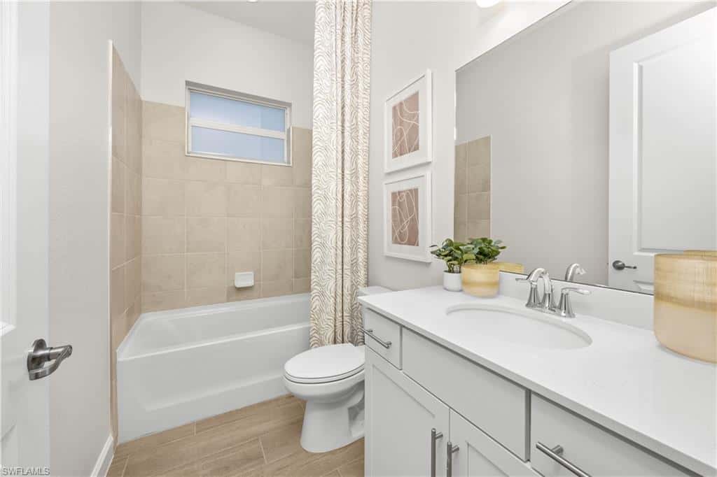 15728 Raveneli Ct, Fort Myers, photo 21