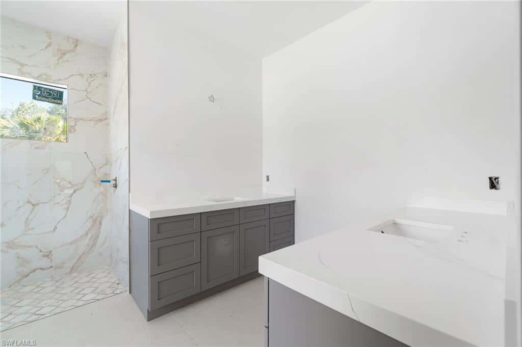 721 Golden Gate Blvd, Naples, photo 27