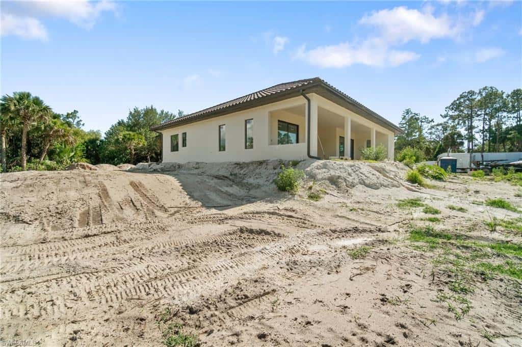 721 Golden Gate Blvd, Naples, photo 7