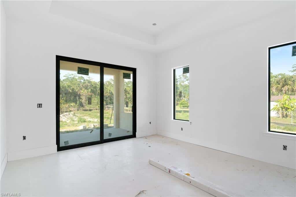721 Golden Gate Blvd, Naples, photo 24