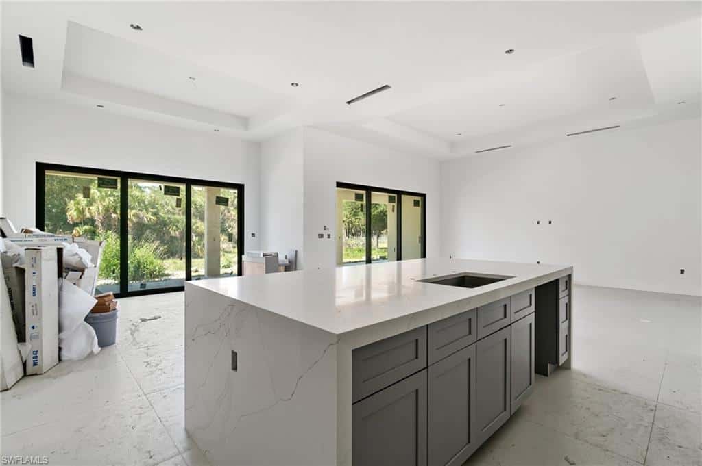 721 Golden Gate Blvd, Naples, photo 19