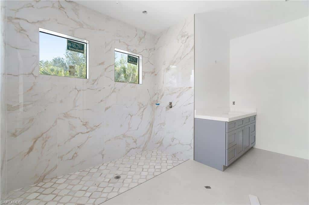 721 Golden Gate Blvd, Naples, photo 29