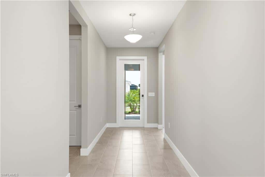 9029 Wisteria Way, Naples, photo 17