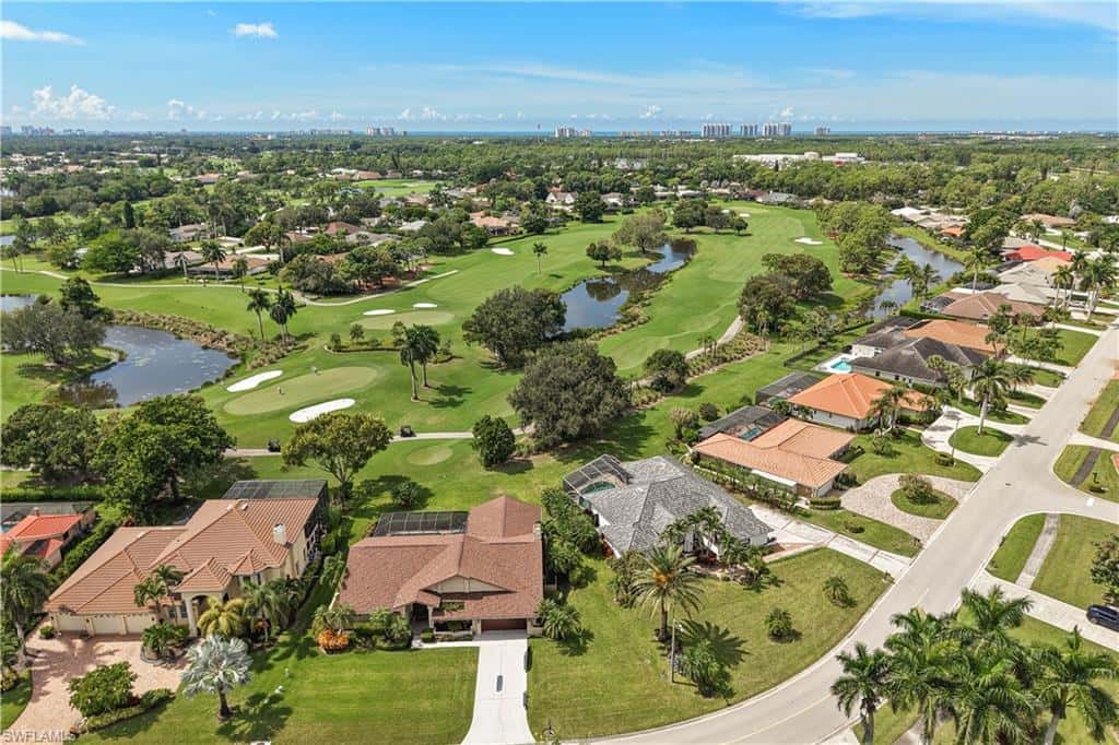 1952 Imperial Golf Co Blvd, Naples, photo 27