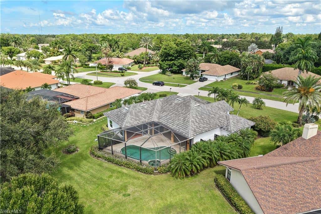 1952 Imperial Golf Co Blvd, Naples, photo 7