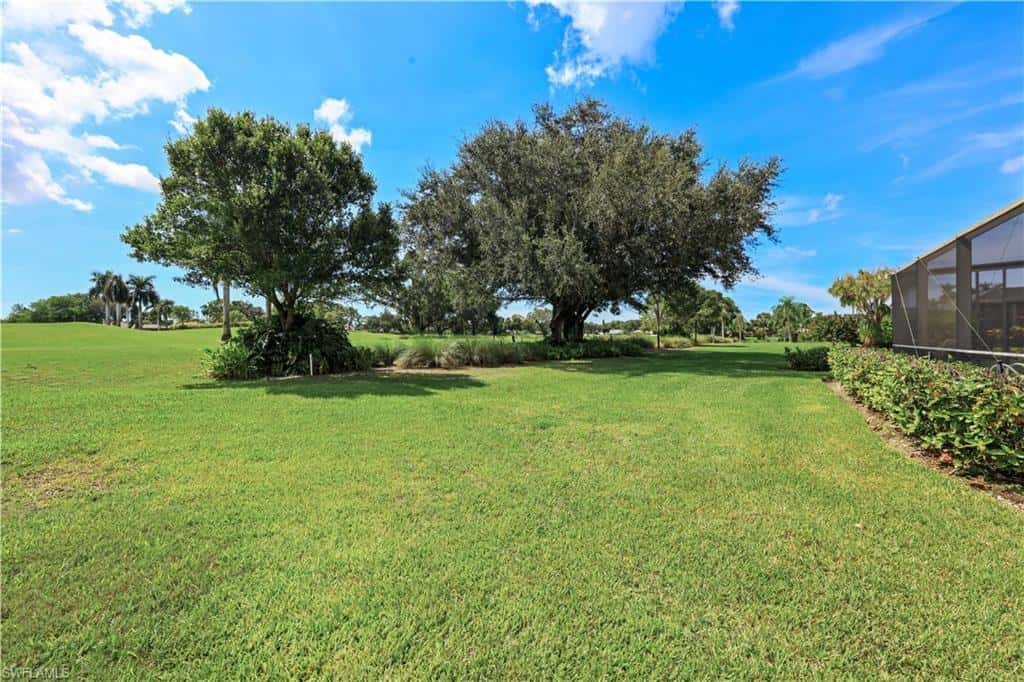 1952 Imperial Golf Co Blvd, Naples, photo 25