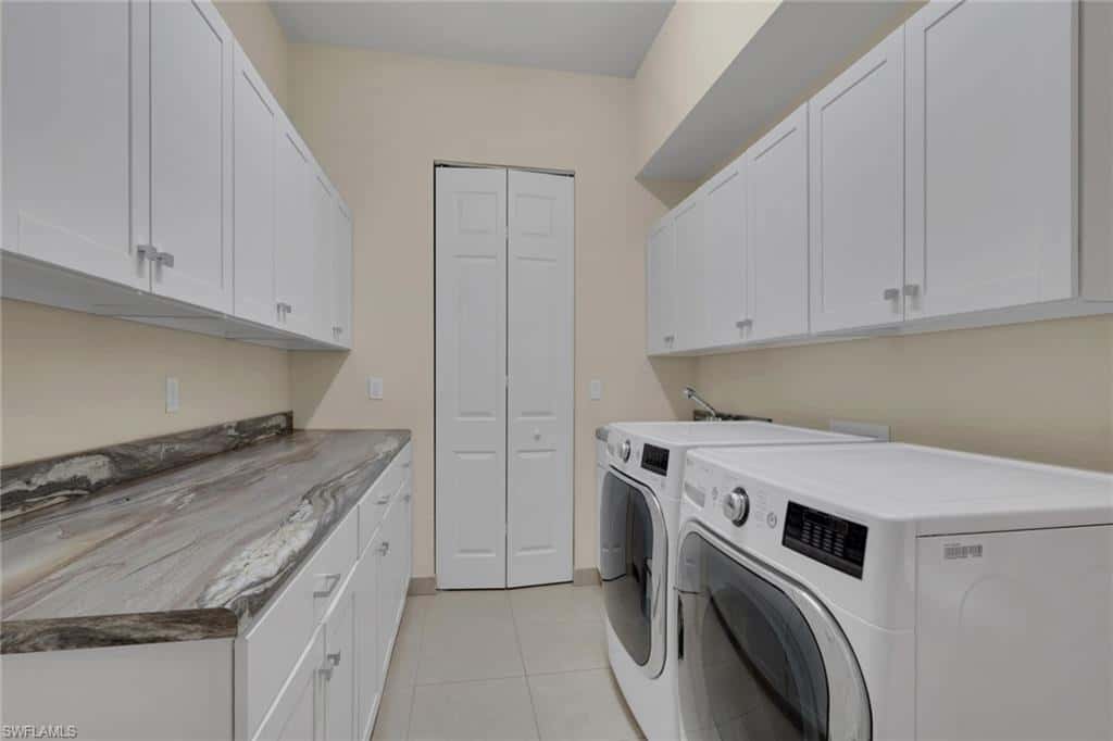 2862 Cinnamon Bay Cir, Naples, photo 19