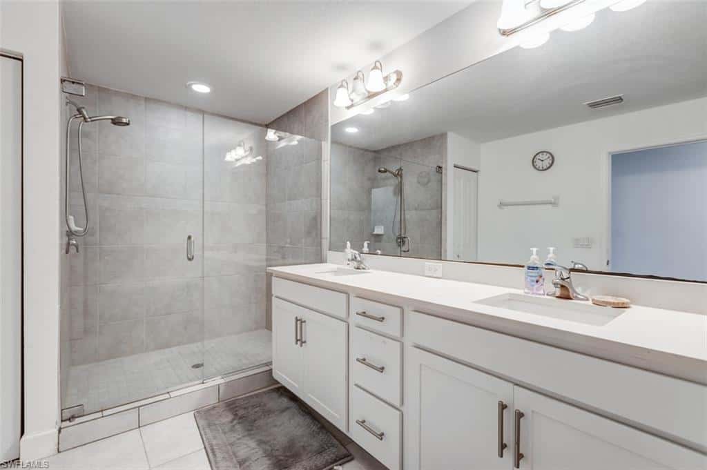 26483 Bonita Fairways Blvd, Bonita Springs, photo 17