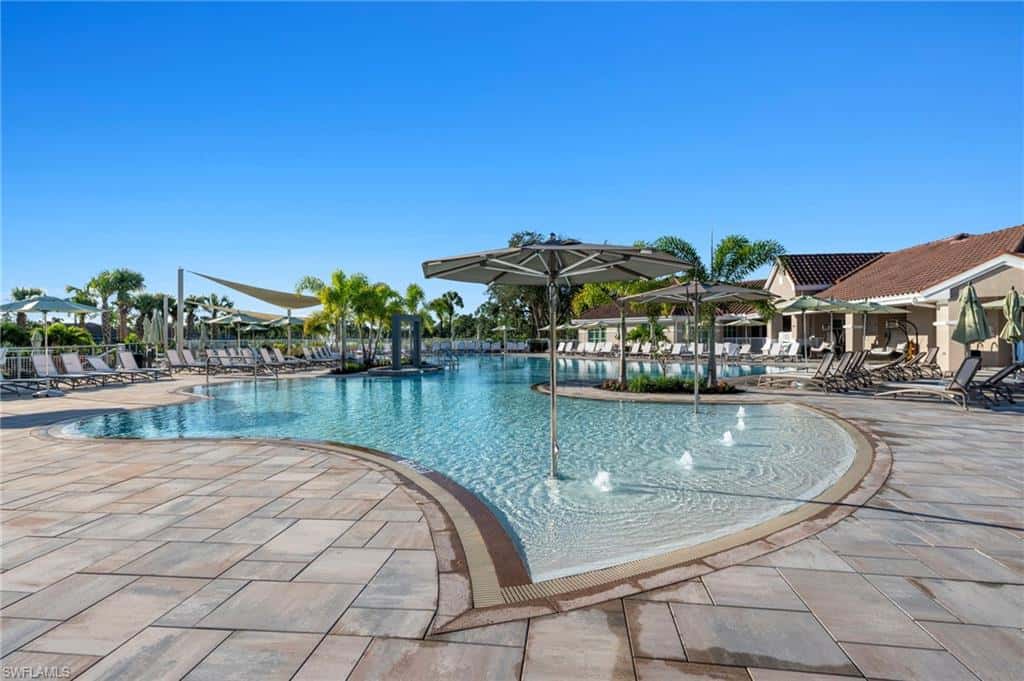 8520 Danbury Blvd #203, Naples, photo 17
