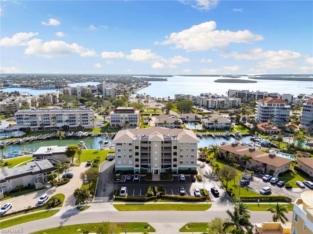 907 Panama Ct #303, Marco Island, photo 34