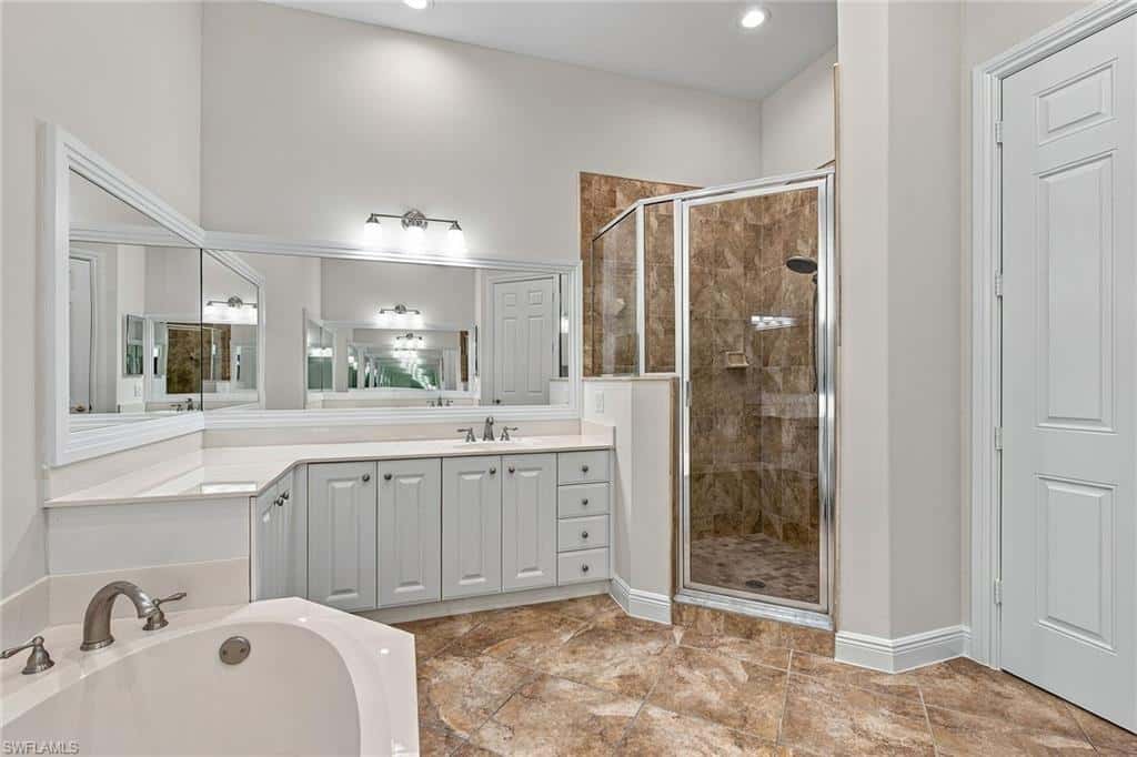 3142 Aviamar Cir #201, Naples, photo 13