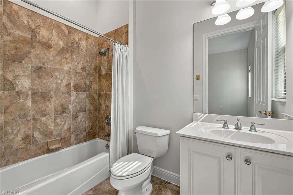 3142 Aviamar Cir #201, Naples, photo 17