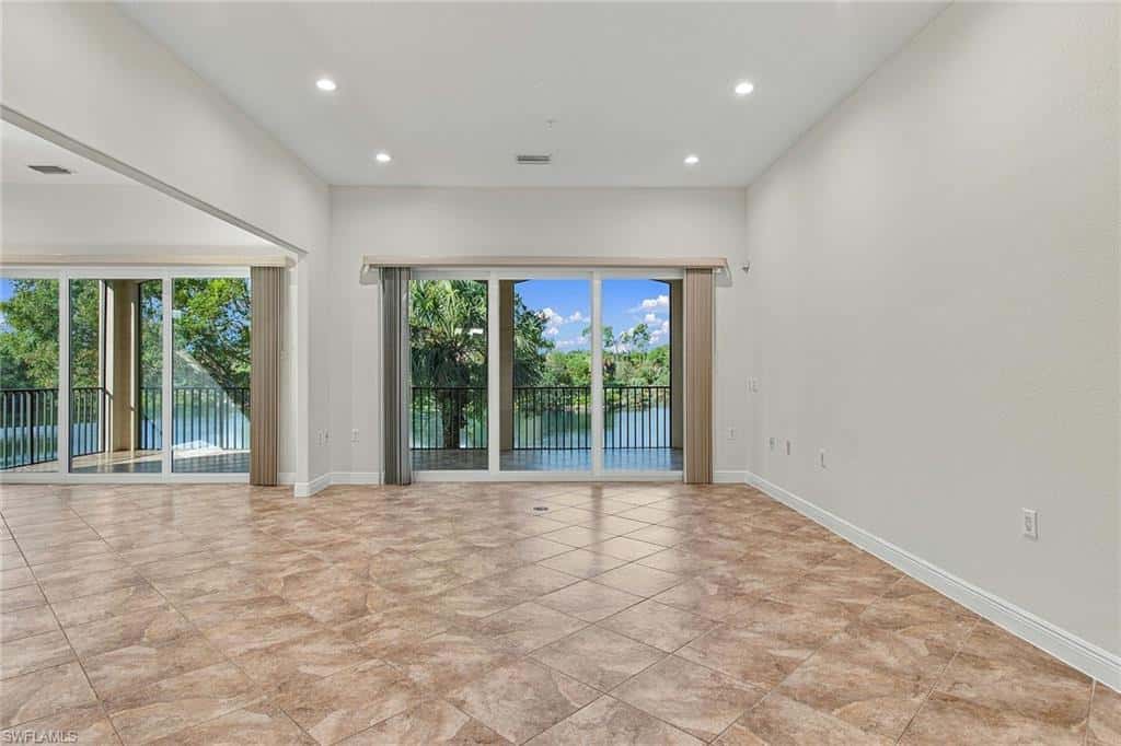 3142 Aviamar Cir #201, Naples, photo 10