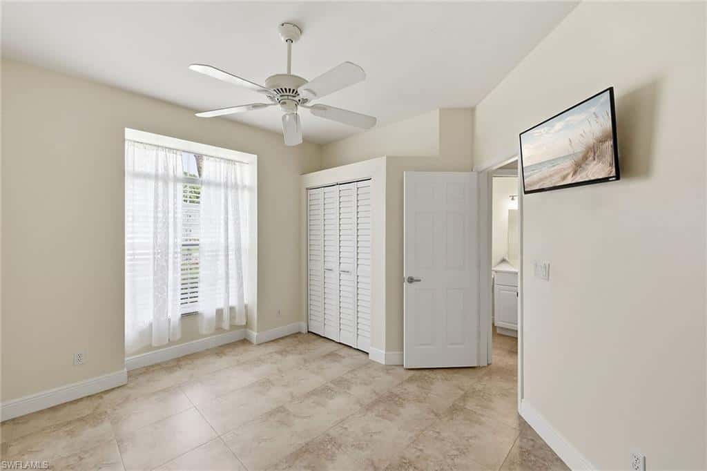 6635 Vancouver Ln, Naples, photo 15