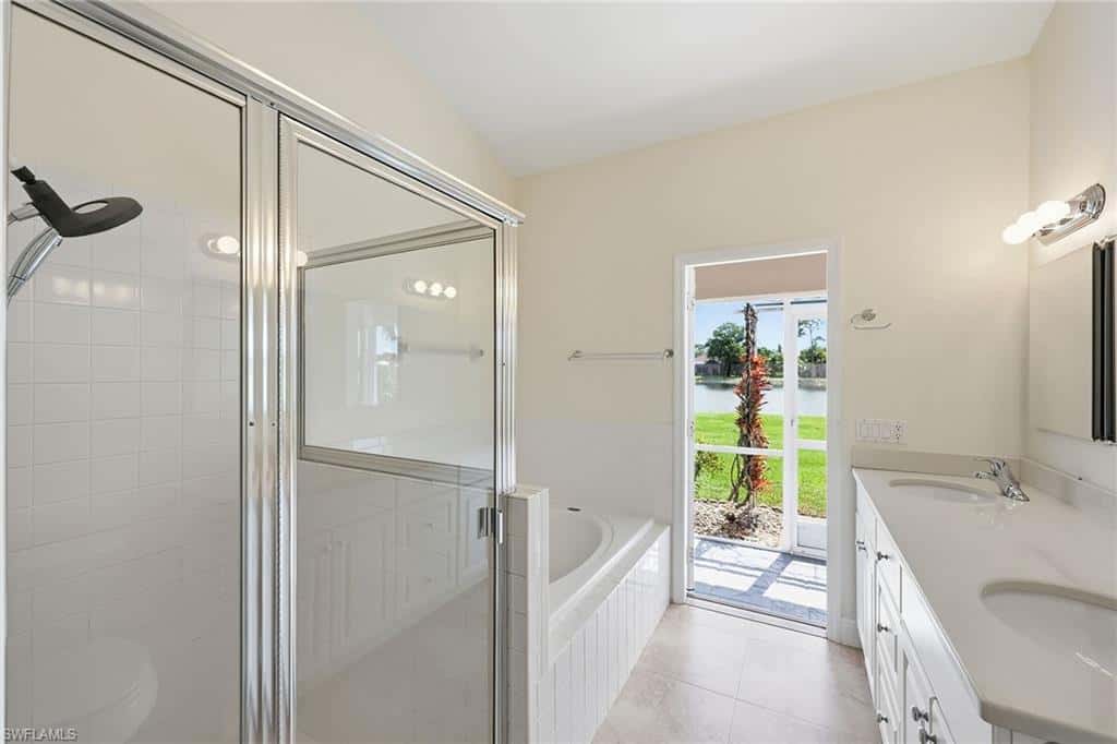 6635 Vancouver Ln, Naples, photo 11
