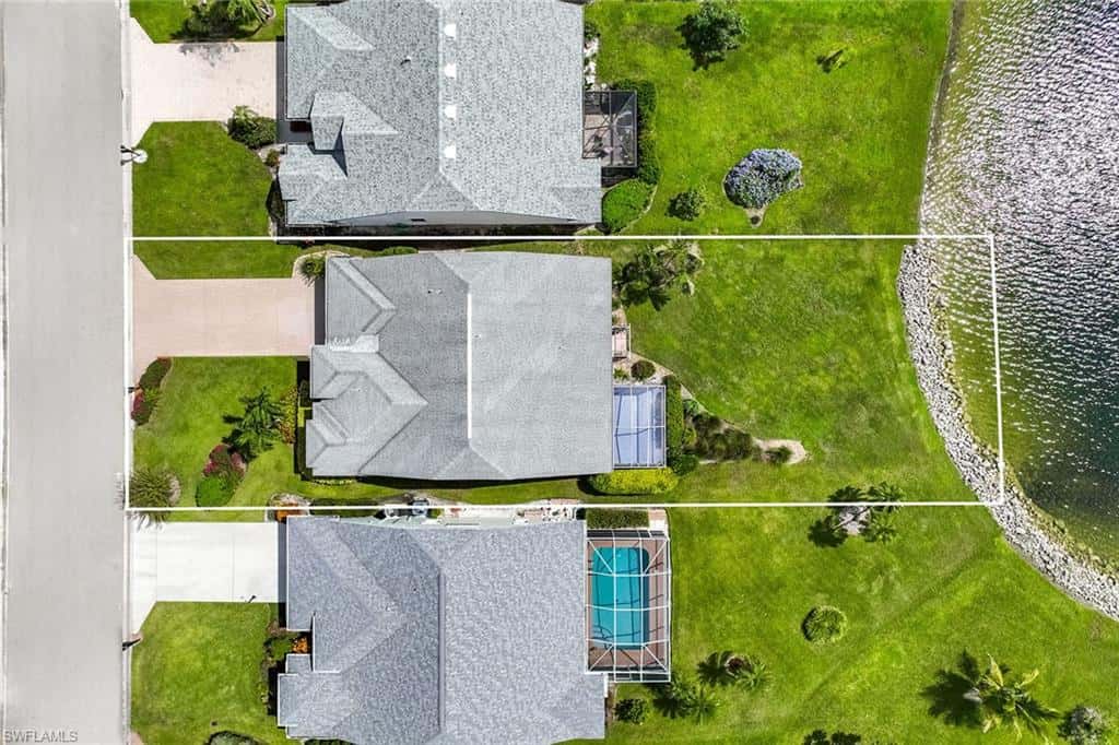 6635 Vancouver Ln, Naples, photo 25