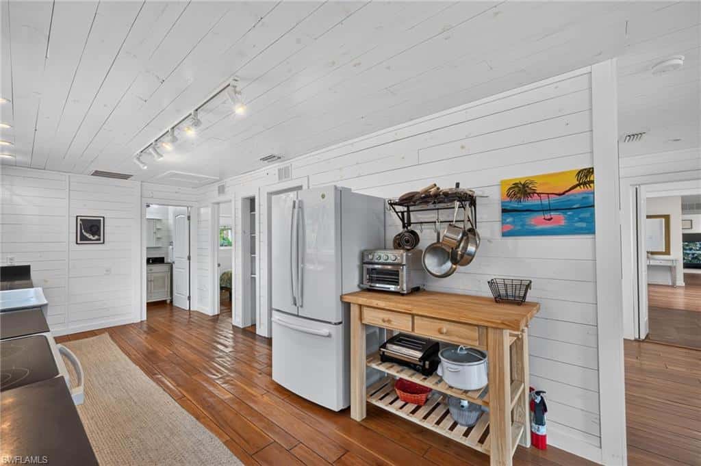 721 Cardium St, Sanibel, photo 13